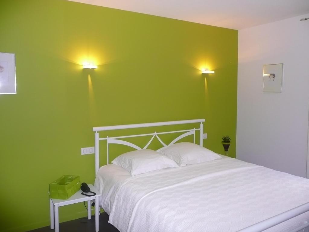 Hotel Le Saint Aubin Chevillé Pokoj fotografie
