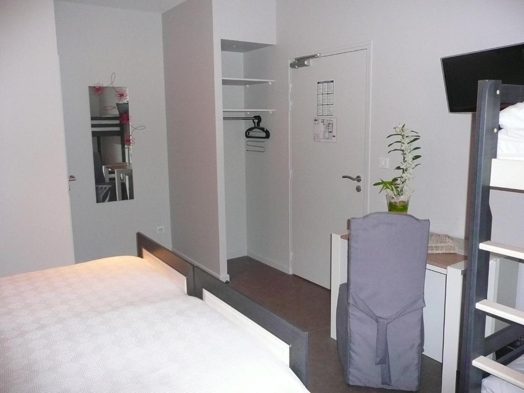 Hotel Le Saint Aubin Chevillé Pokoj fotografie